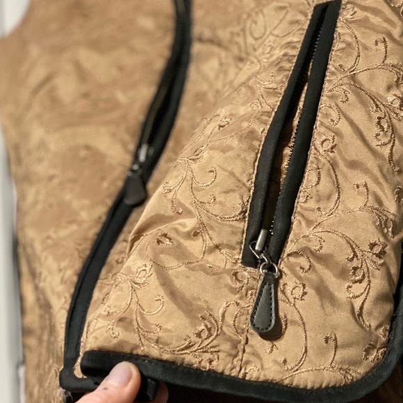 Eddie Bauer Premium Goose Down Vest Women's Size Medium - Picture 4 of 6